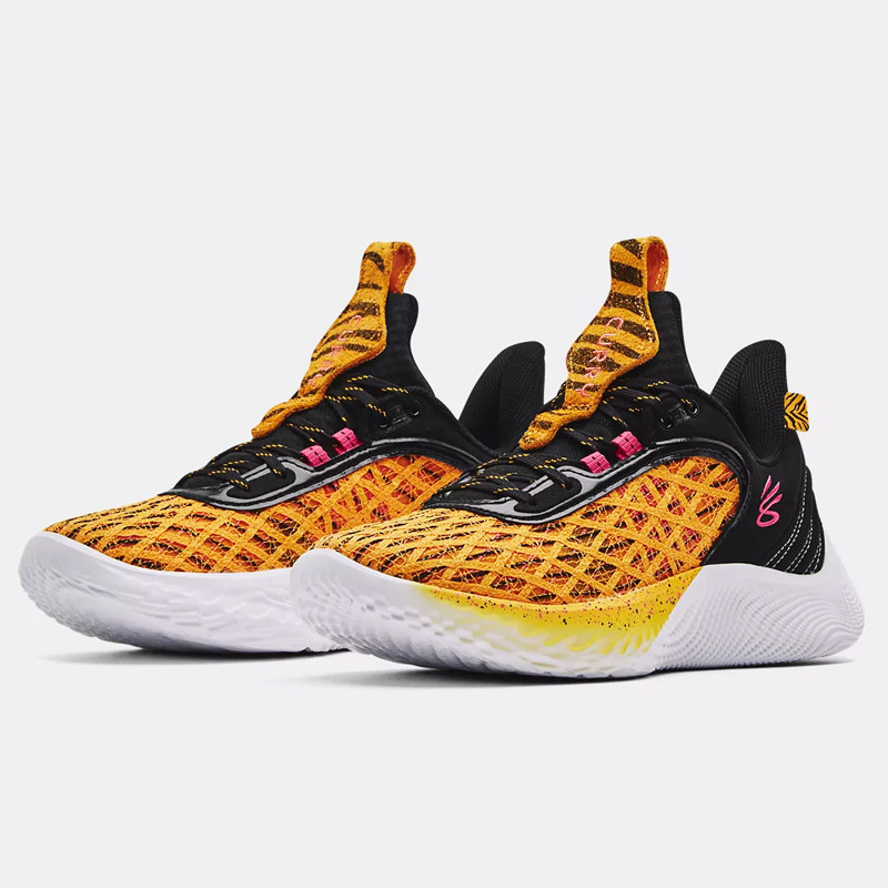 SEPATU BASKET UNDER ARMOUR Curry Flow 9 Lily the Tiger
