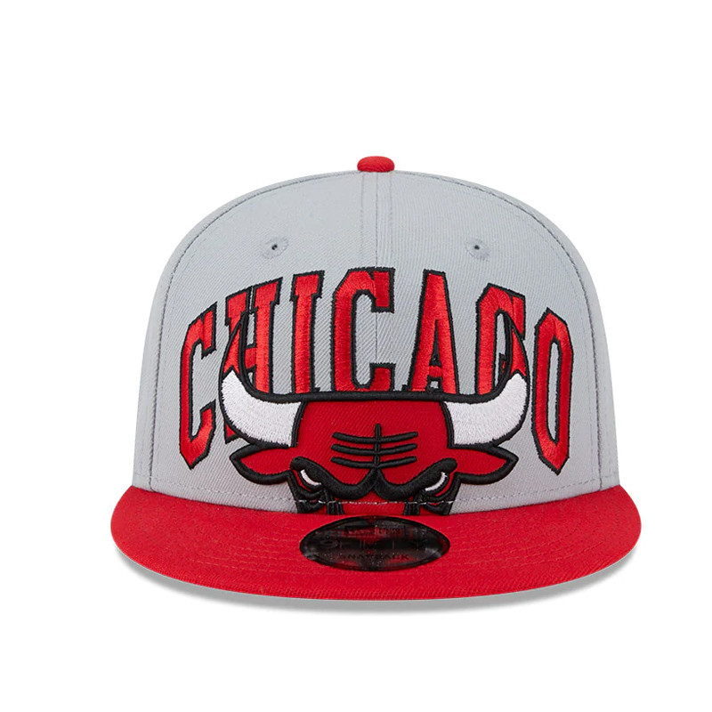 TOPI BASKET NEW ERA Chicago Bulls NBA Tip Off 2023 9FIFTY Snapback Cap