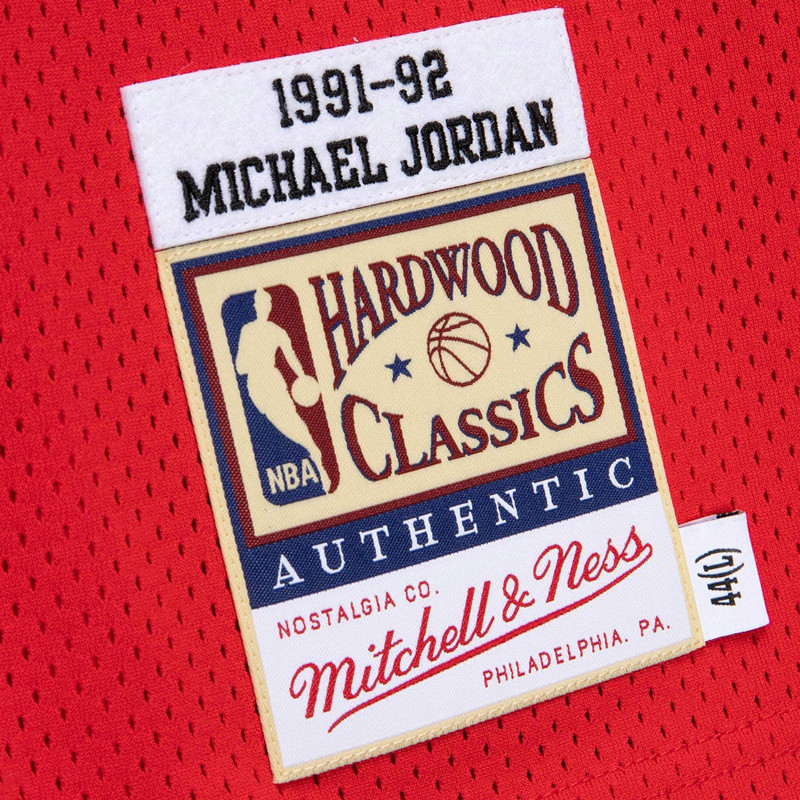 BAJU BASKET MITCHELL N NESS Authentic Michael Jordan Chicago Bulls 1991-92 Jersey