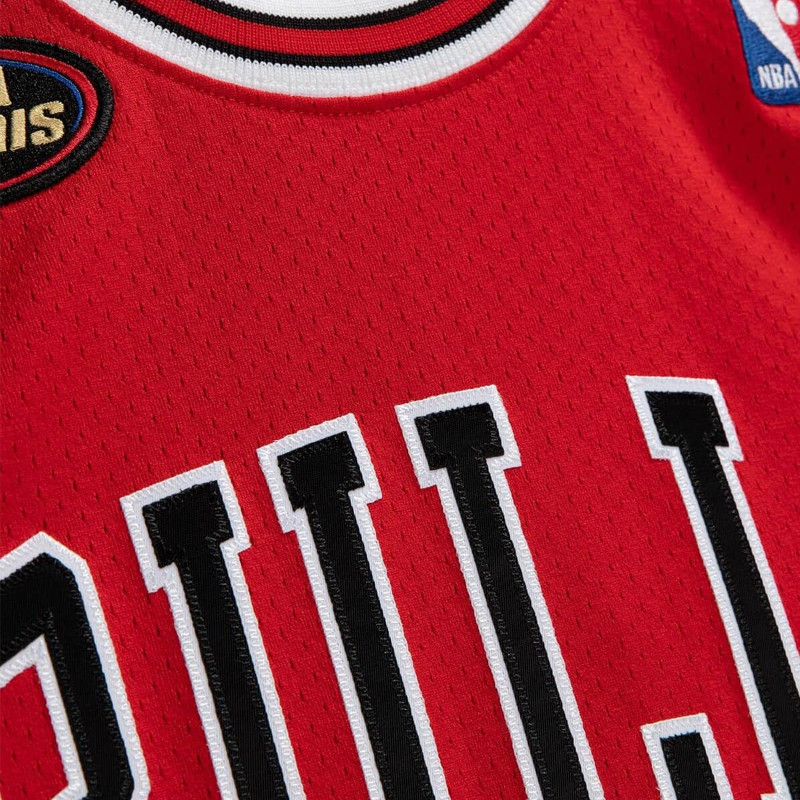 BAJU BASKET MITCHELL N NESS Authentic Michael Jordan Chicago Bulls 1997-98 Jersey