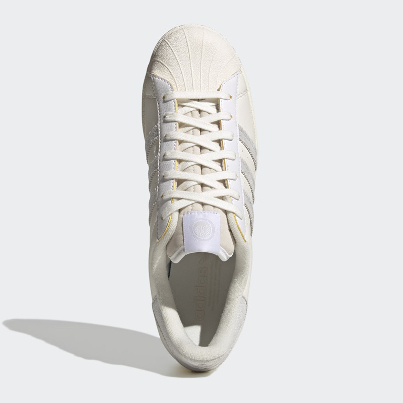 Jual Sepatu Sneakers Pria Adidas Superstar Vegan Cloud White Original